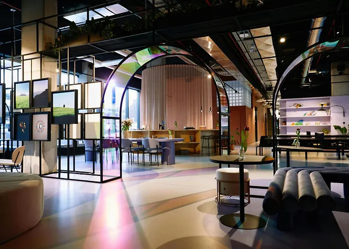 The Social Hub Extended 3* San Sebastian