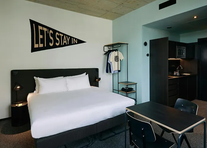 Aparthotel The Social Hub Extended