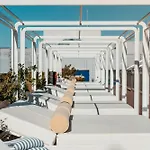 The Social Hub Extended Aparthotel 3*