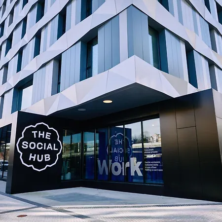 The Social Hub Extended 3*