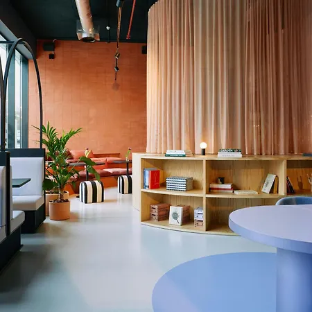 The Social Hub Extended San Sebastian