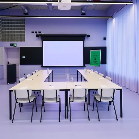 아파트호텔 The Social Hub Extended 3*