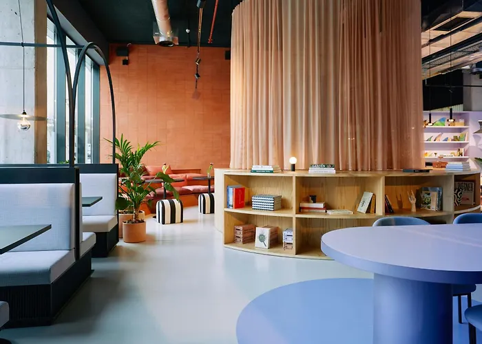 The Social Hub Extended San Sebastian