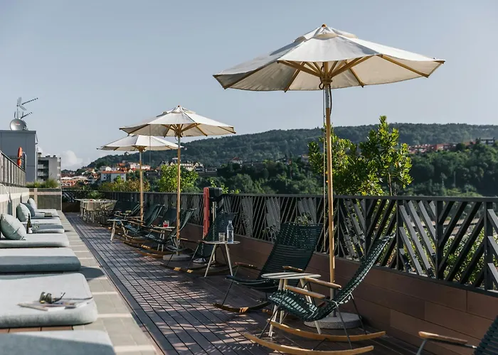 The Social Hub Extended