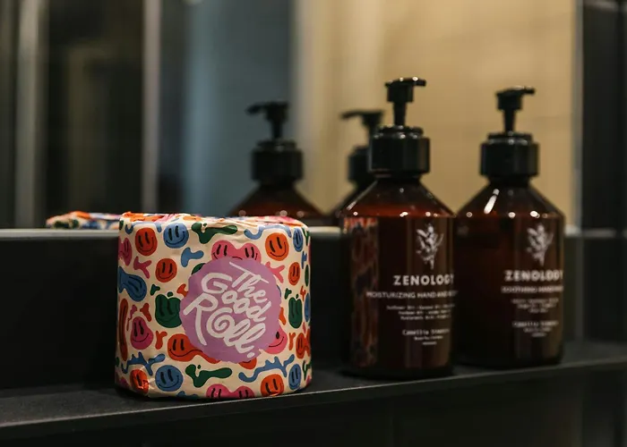 The Social Hub Extended