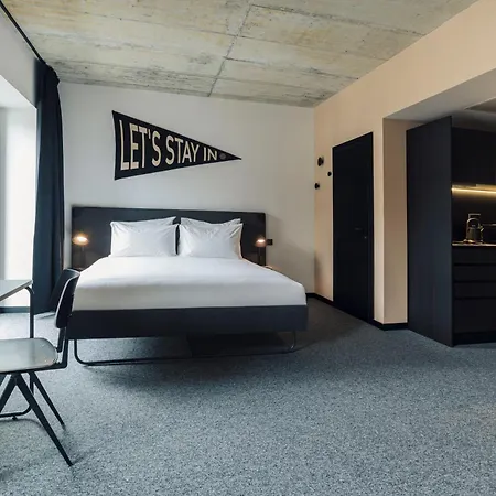 The Social Hub Extended 3*